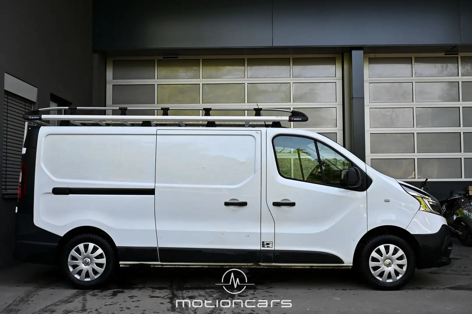 Vehicle image, number 5
