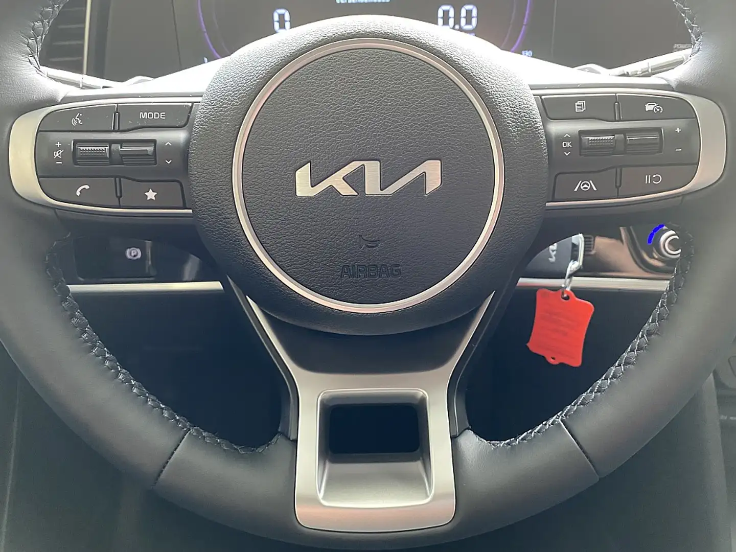Vehicle image, number 20