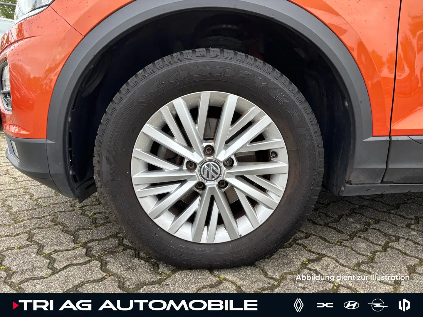 Vehicle image, number 13