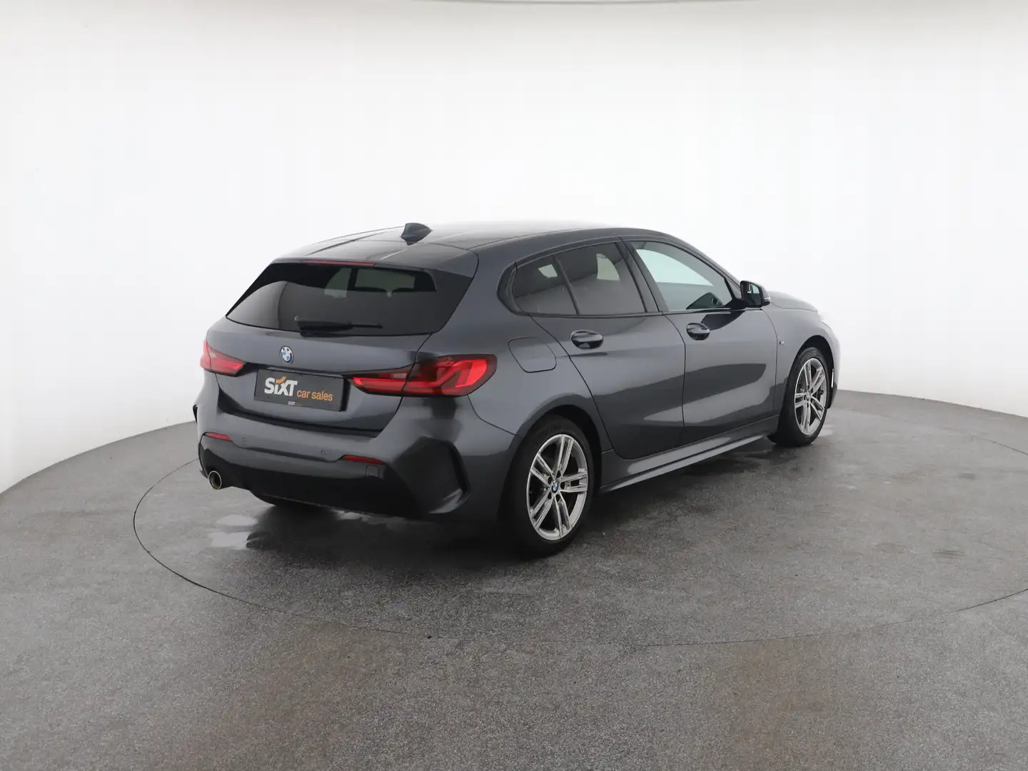 Vehicle image, number 5