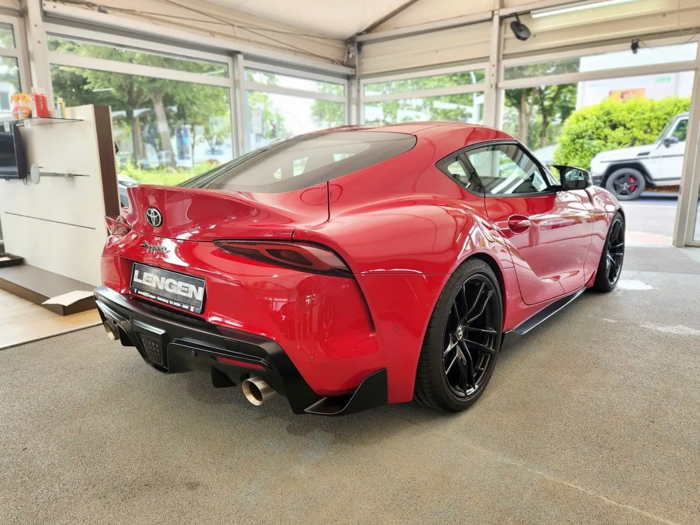 Vehicle image, number 2