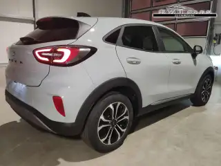 Vehicle image thumbnail, number 4
