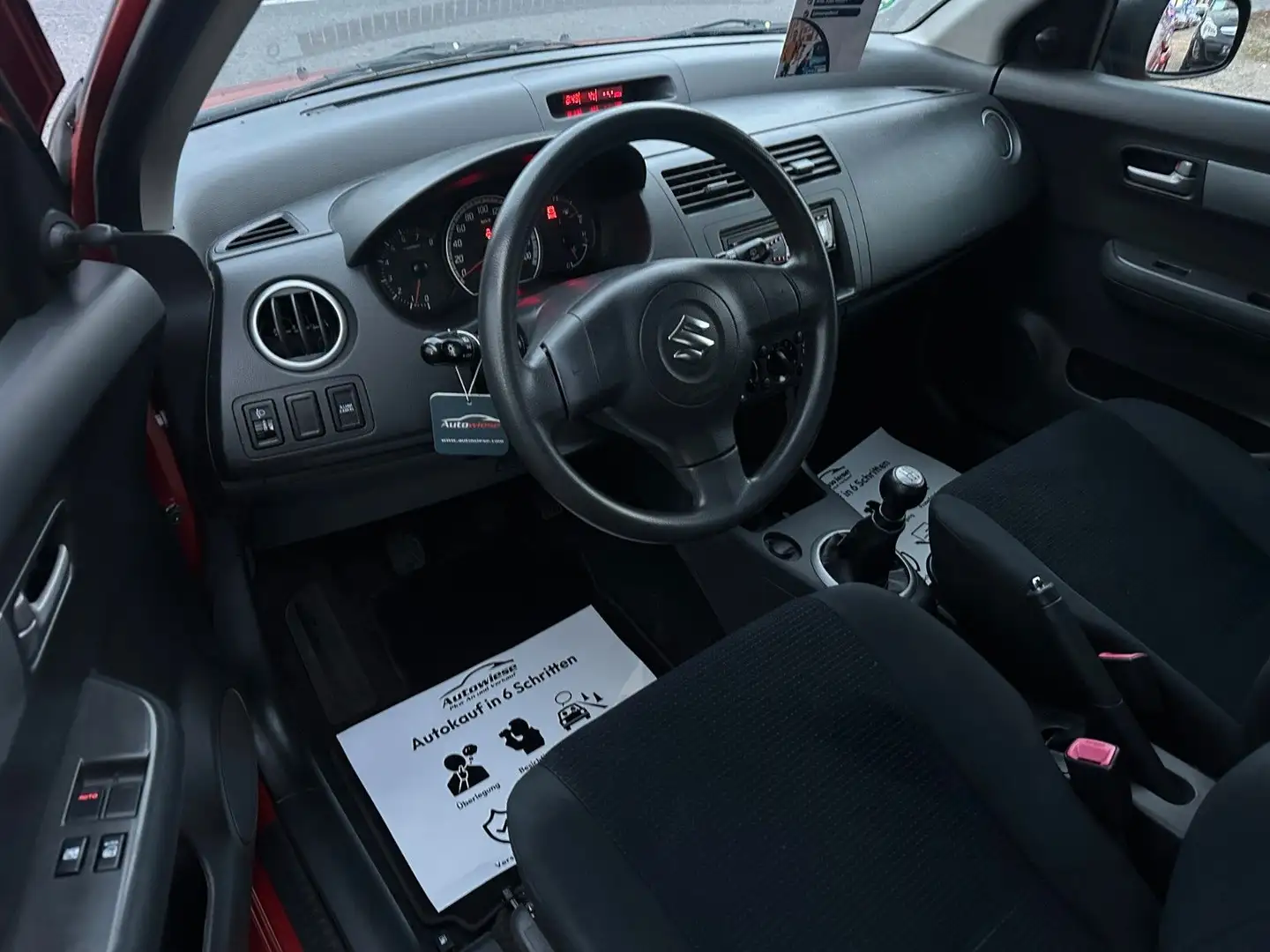 Vehicle image, number 11