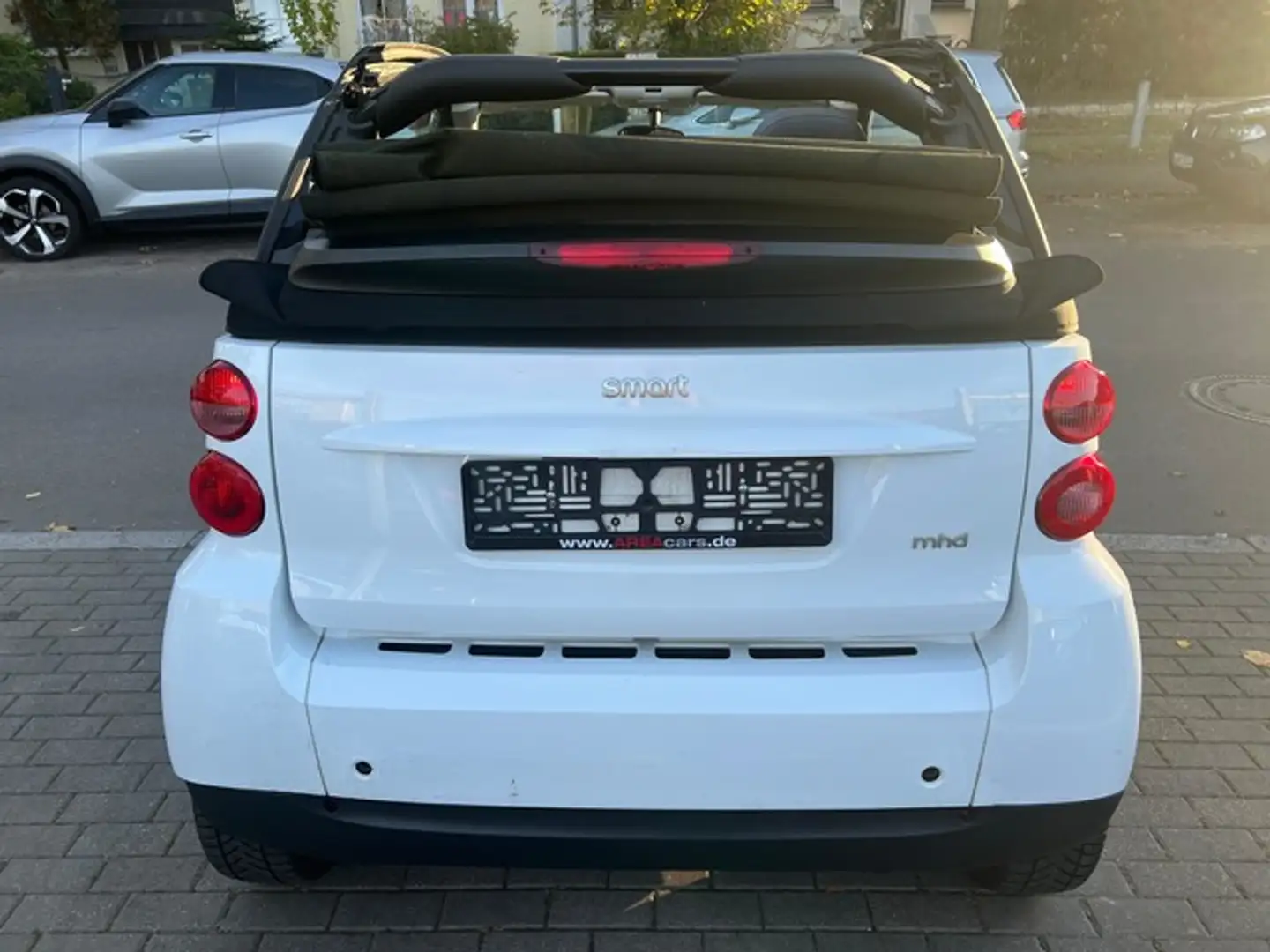 Vehicle image, number 11