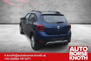Vehicle image thumbnail, number 4