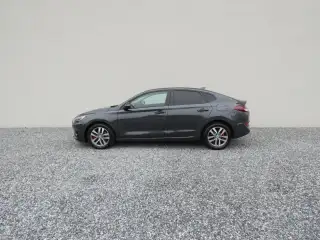 Vehicle image thumbnail, number 9