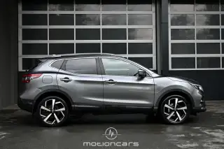 Vehicle image thumbnail, number 5
