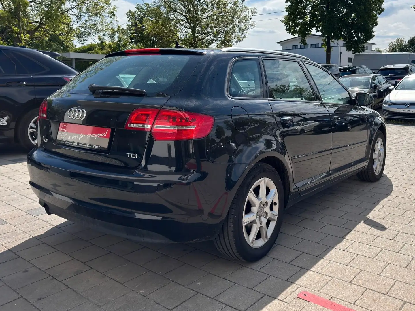 Vehicle image, number 5
