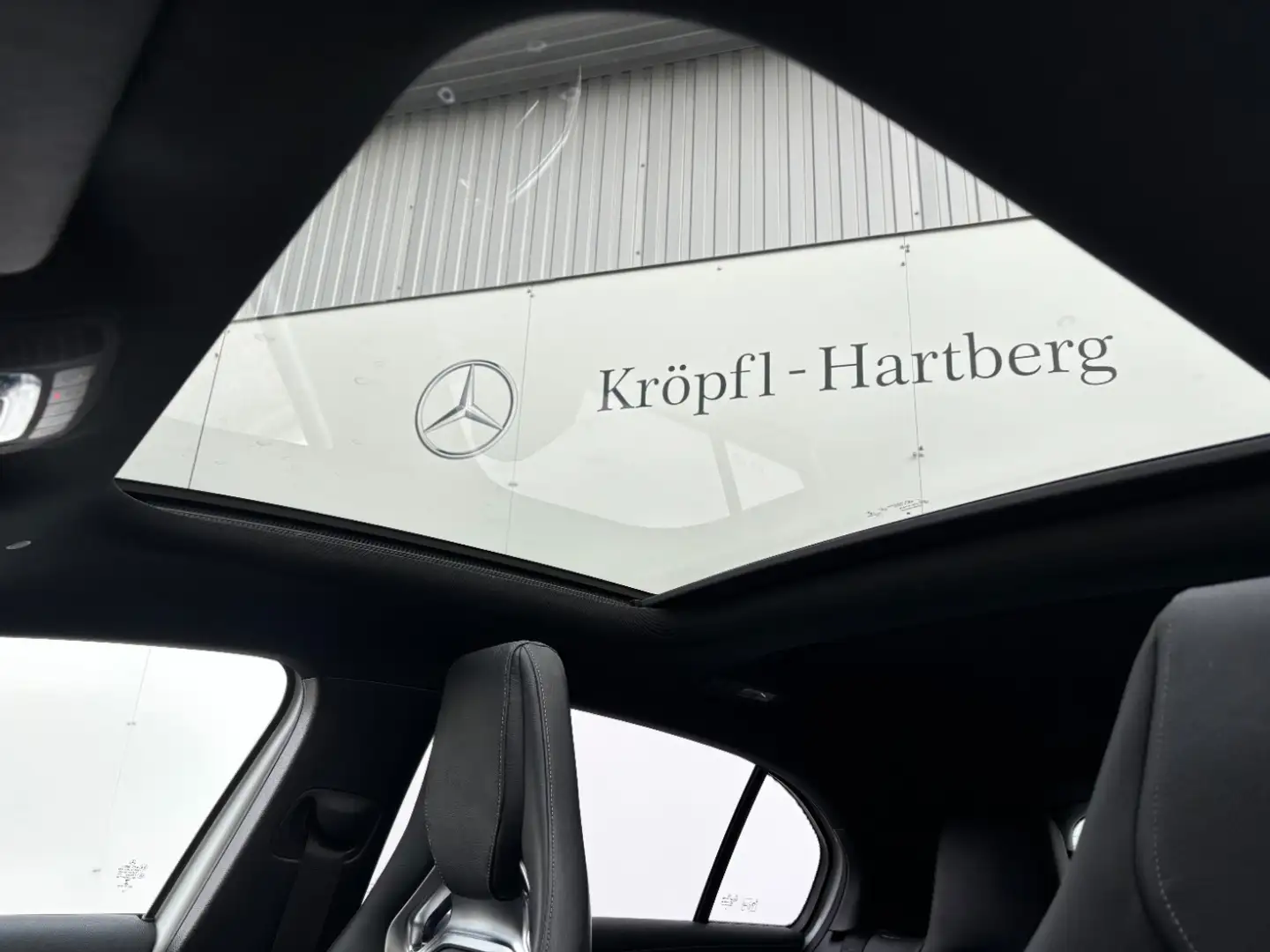 Vehicle image, number 15