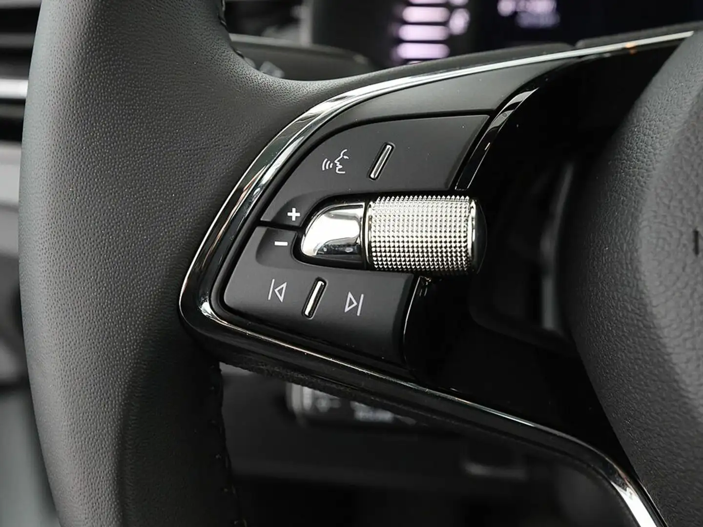 Vehicle image, number 17