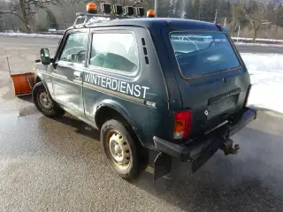 Vehicle image thumbnail, number 6