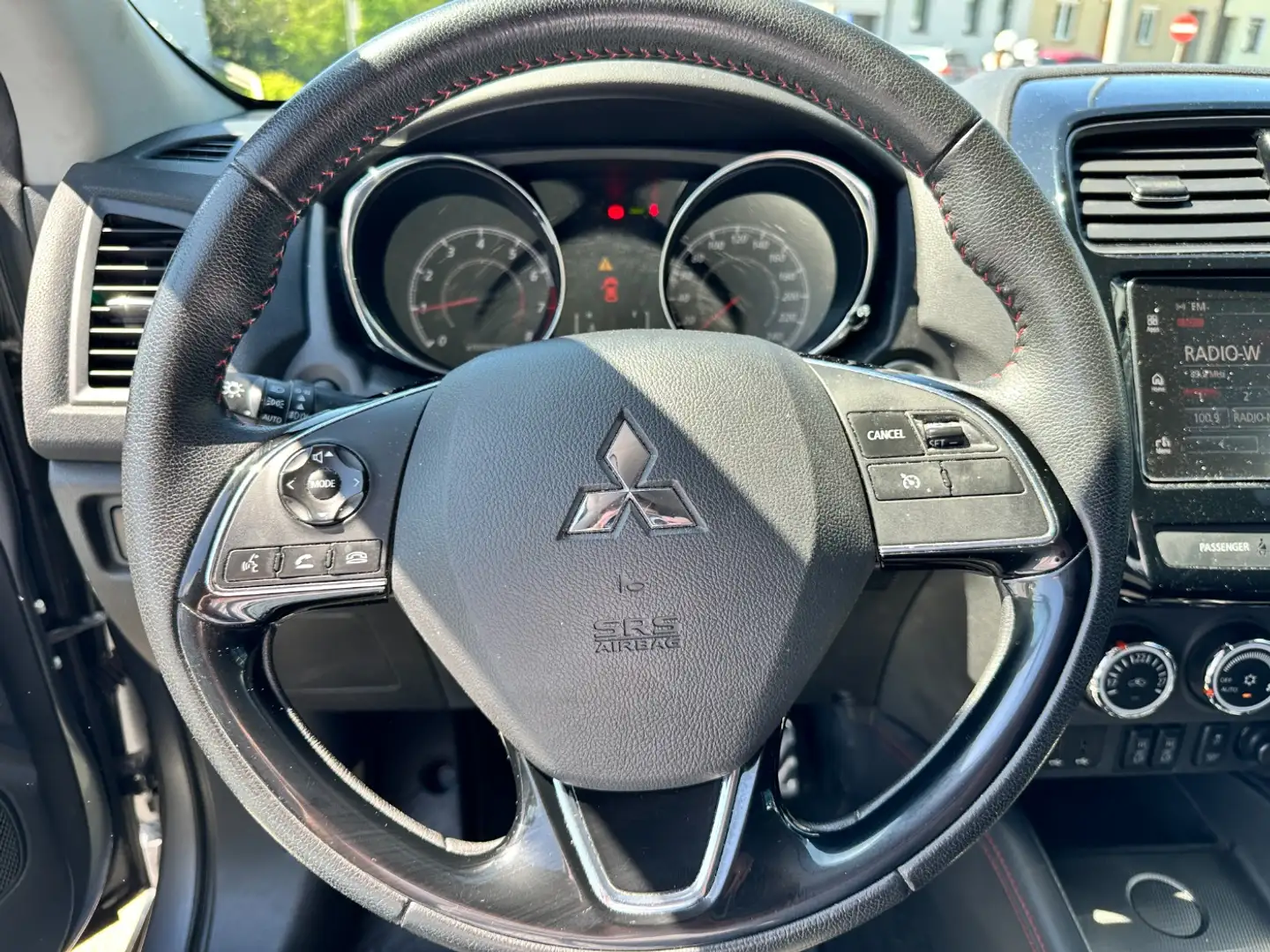 Vehicle image, number 11
