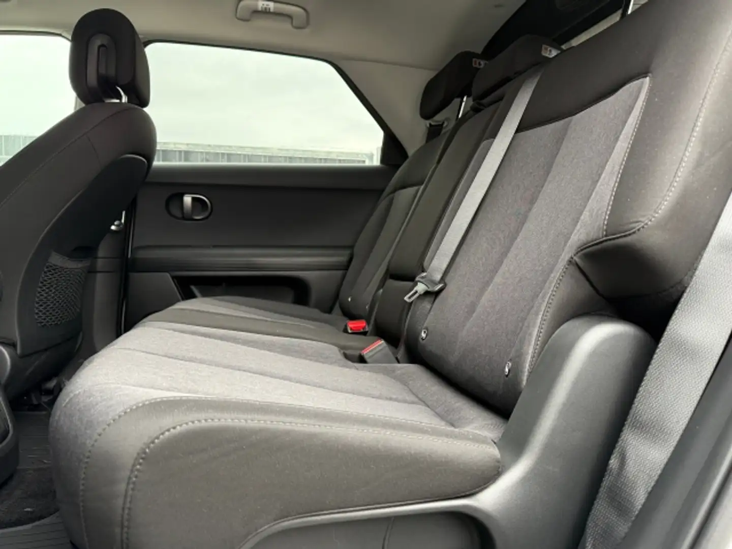 Vehicle image, number 7