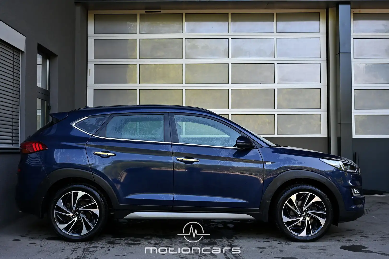 Vehicle image, number 5