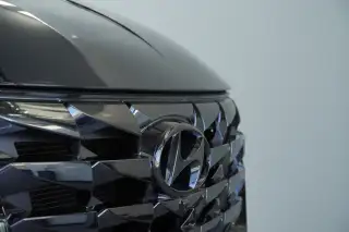 Vehicle image thumbnail, number 6