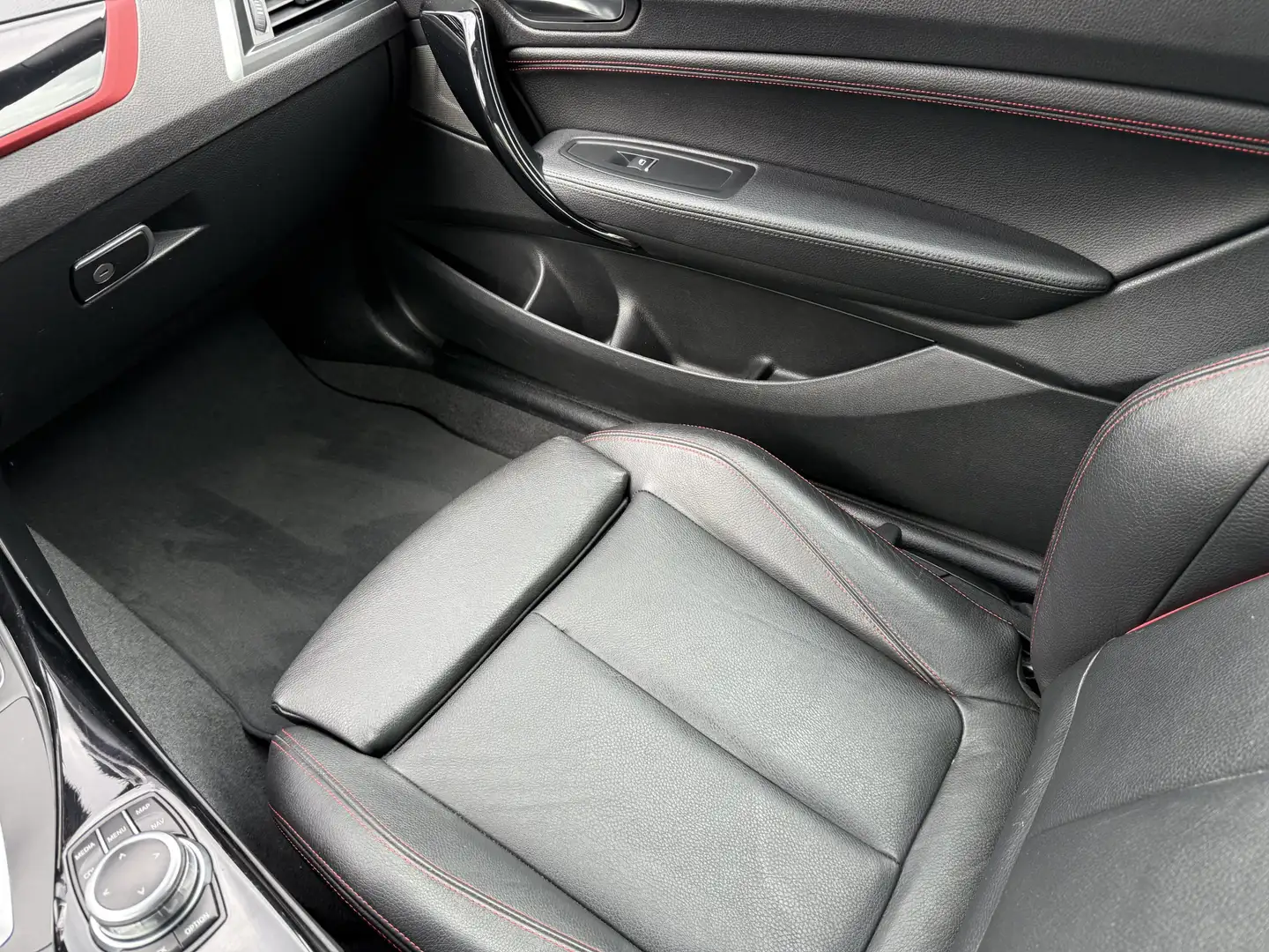 Vehicle image, number 9
