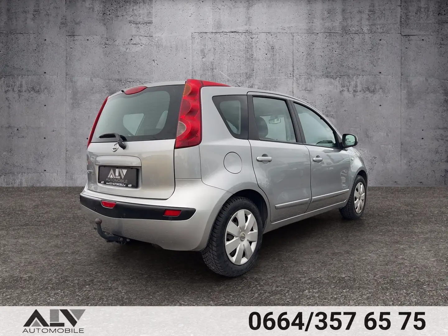 Vehicle image, number 4