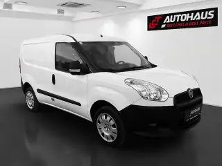 Vehicle image thumbnail, number 4