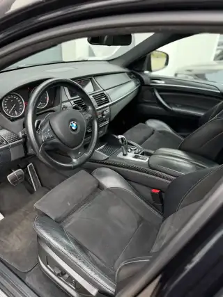 Vehicle image thumbnail, number 8