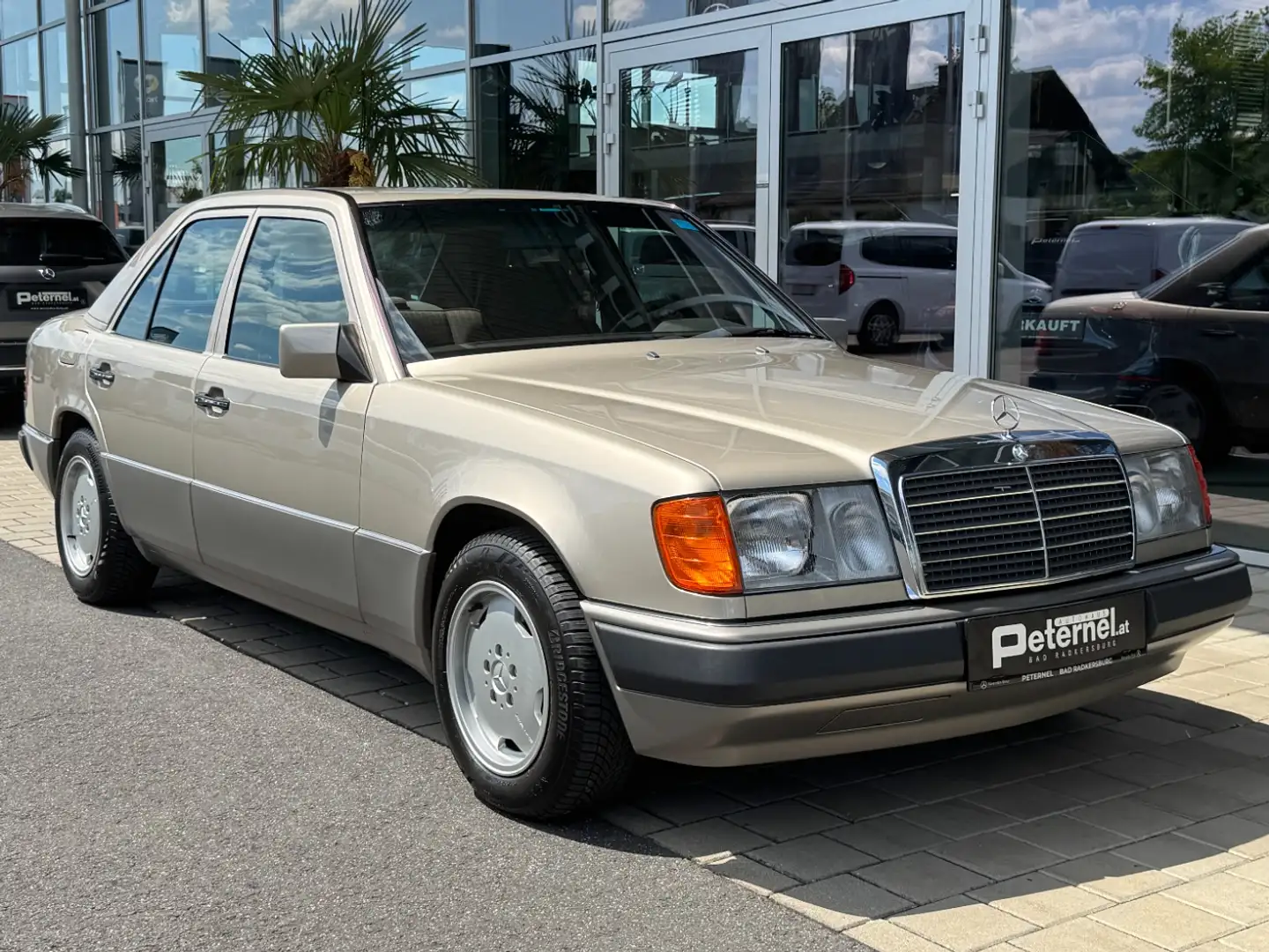 Vehicle image, number 5