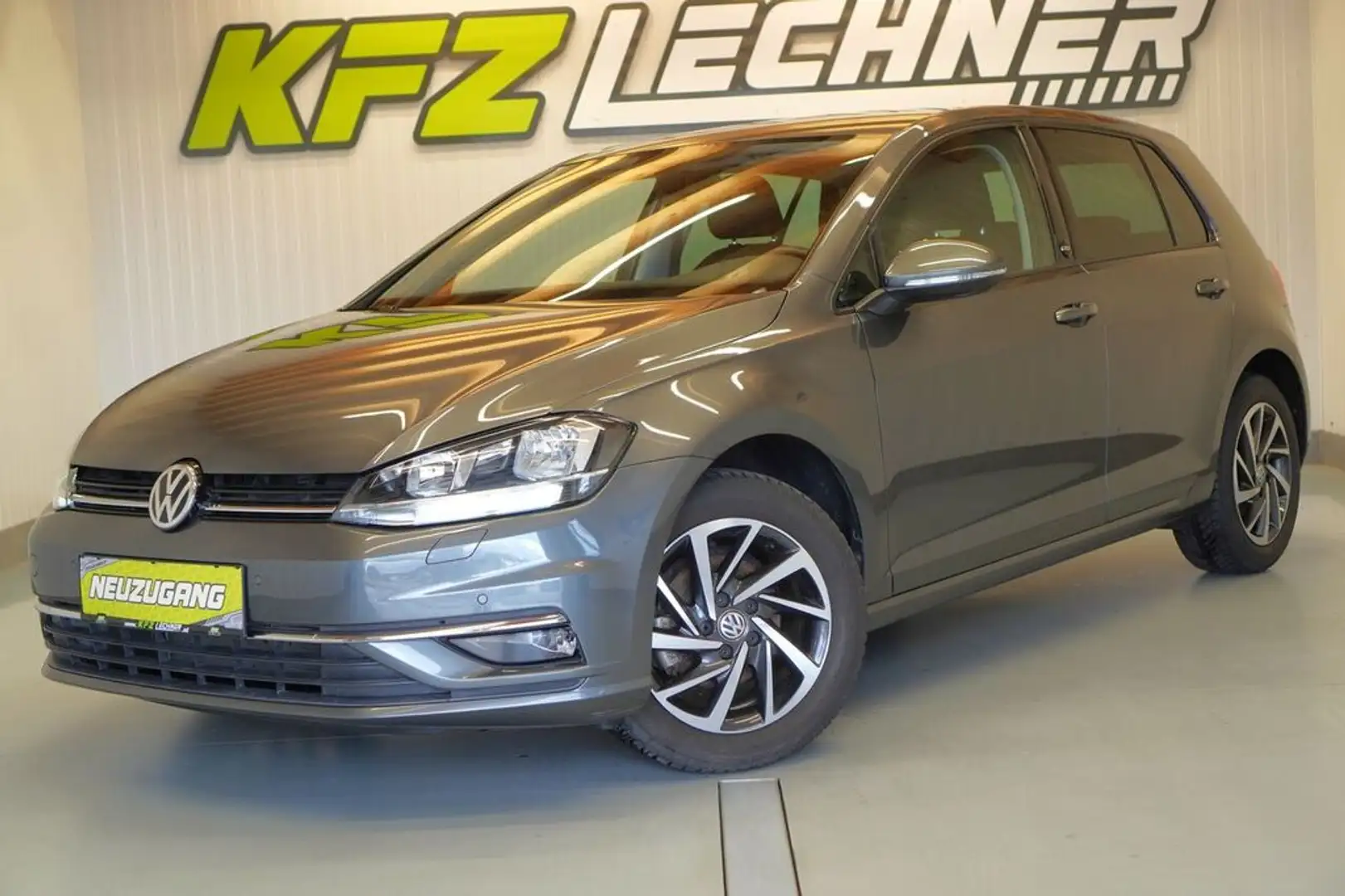 Vehicle image, number 8
