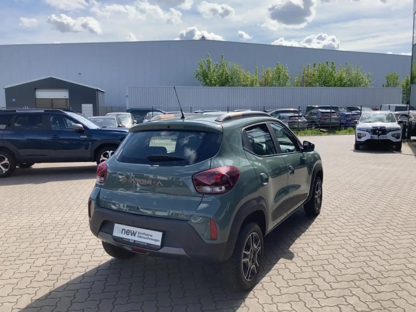 Vehicle image, number 4
