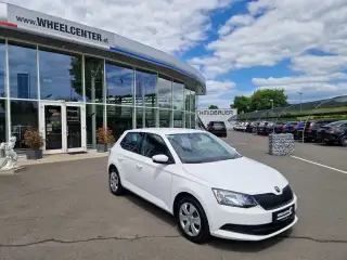 Vehicle image thumbnail, number 4