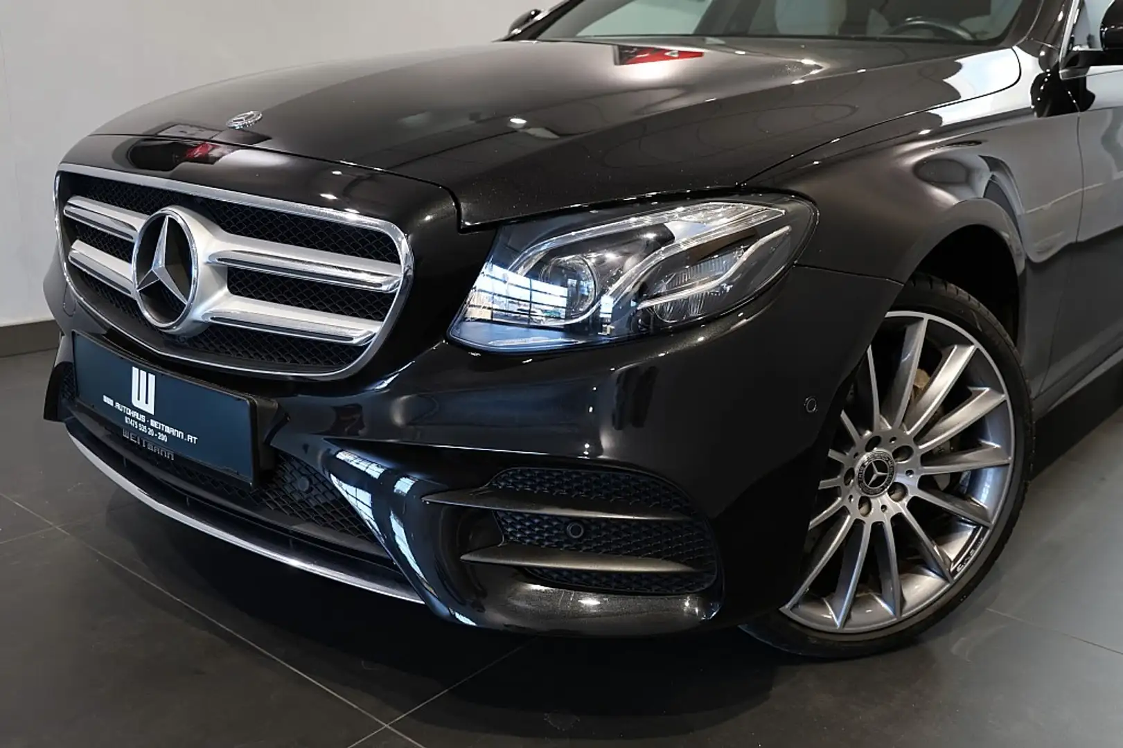 Vehicle image, number 2