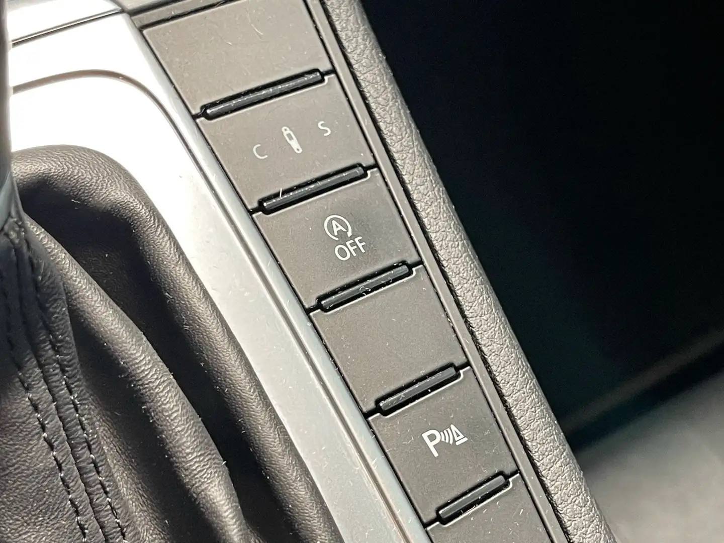 Vehicle image, number 11