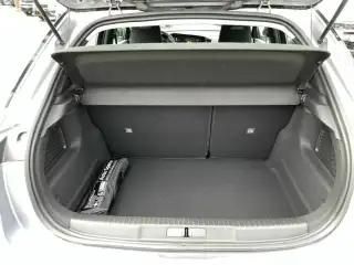 Vehicle image thumbnail, number 7