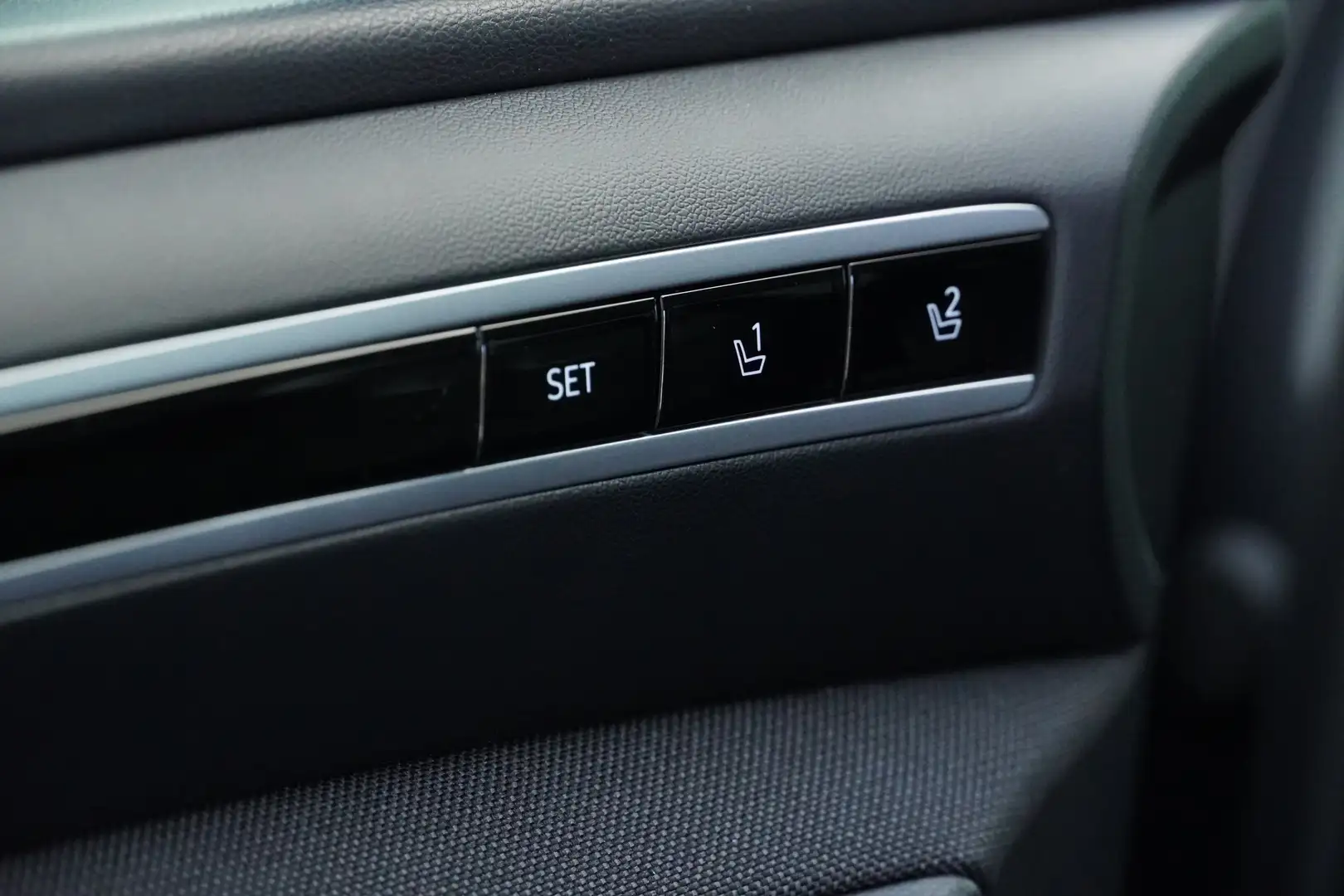 Vehicle image, number 17