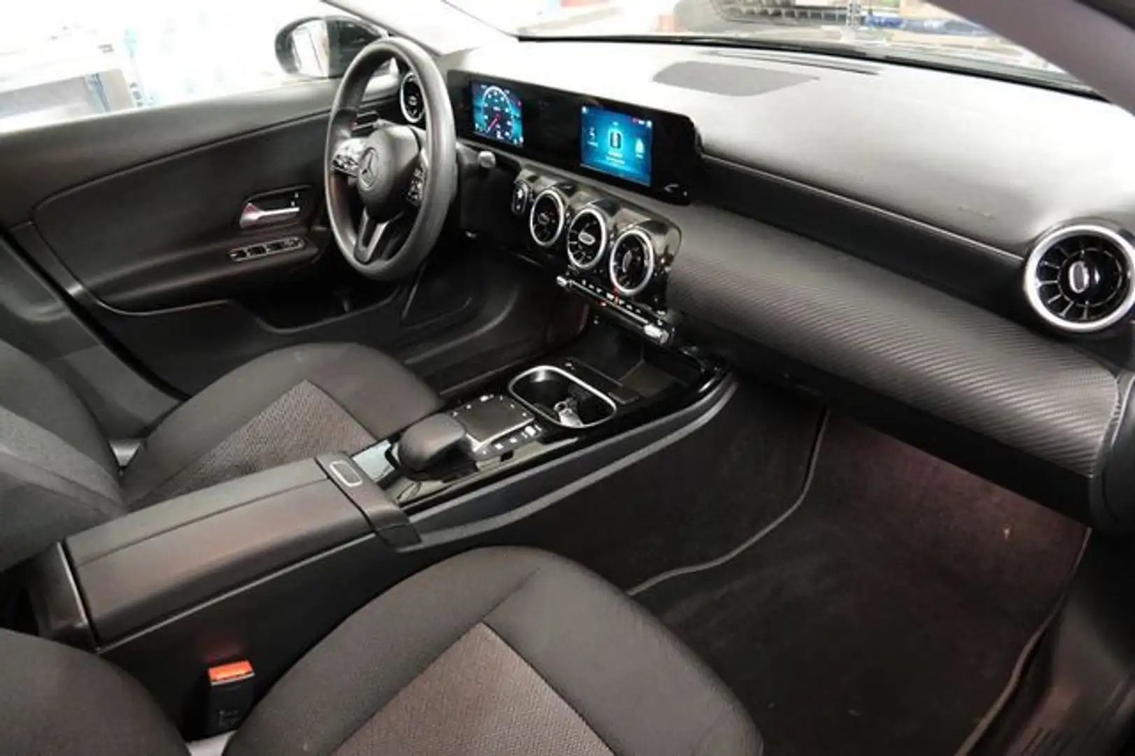 Vehicle image, number 14