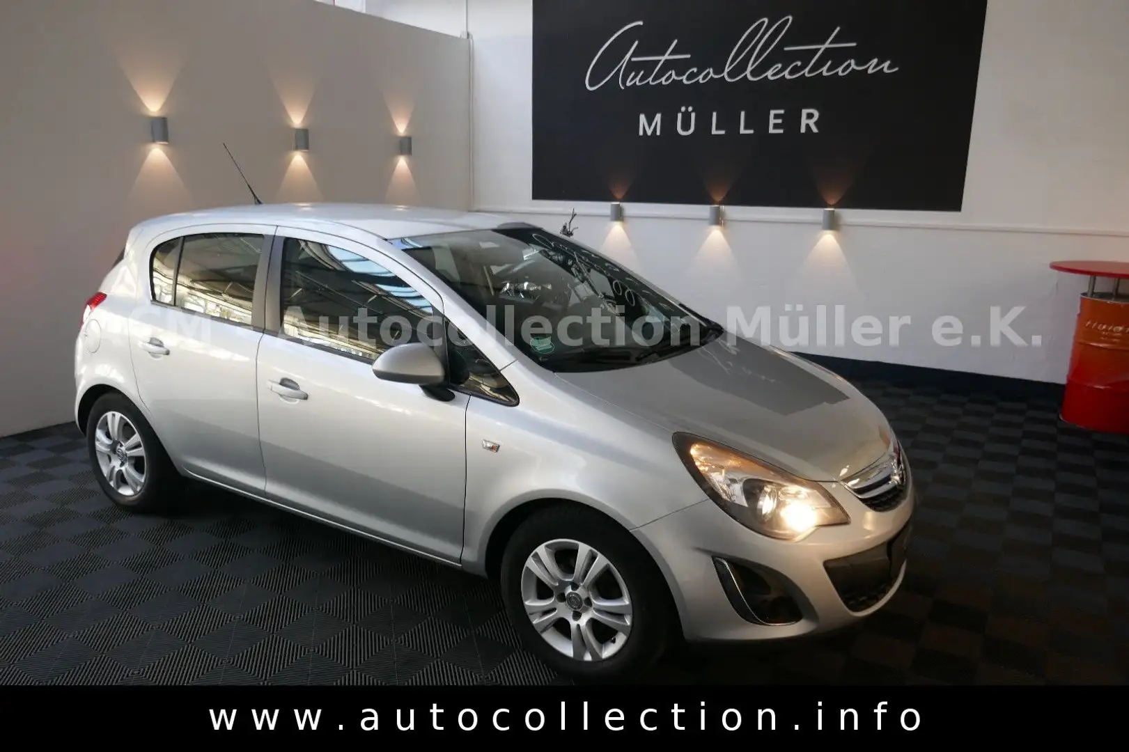 Vehicle image, number 6