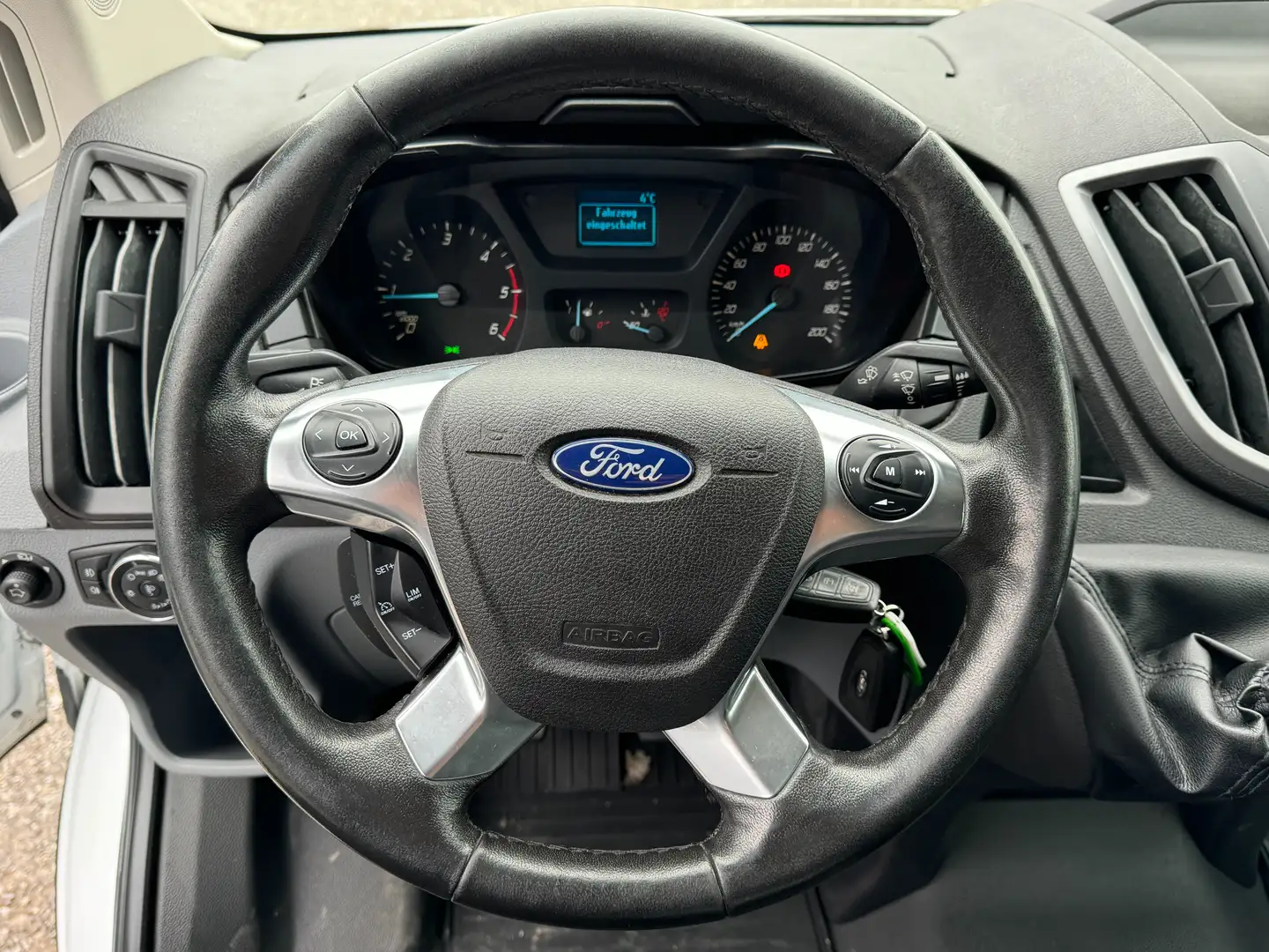 Vehicle image, number 11