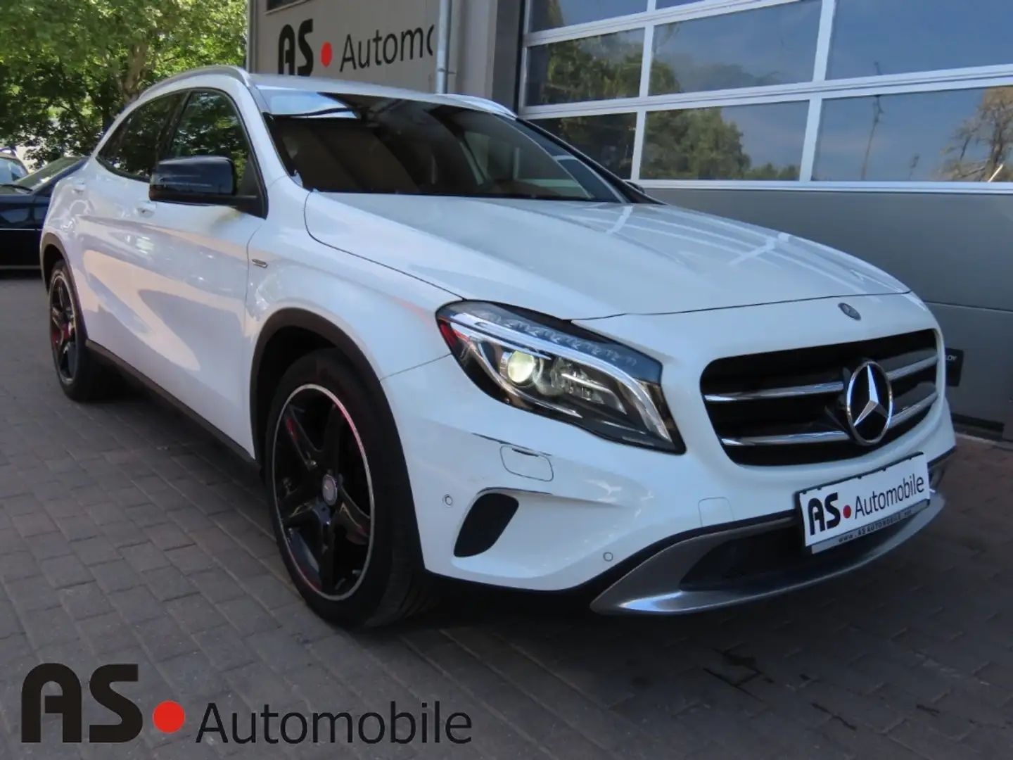 Vehicle image, number 1
