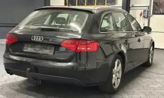 Vehicle image thumbnail, number 4