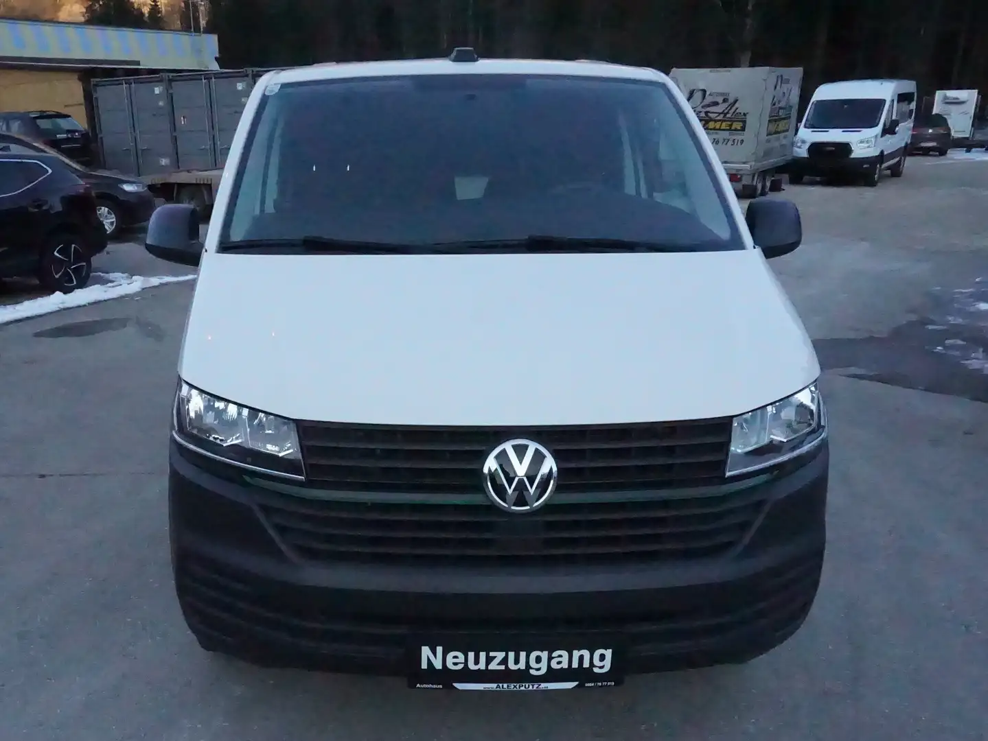 Vehicle image, number 14