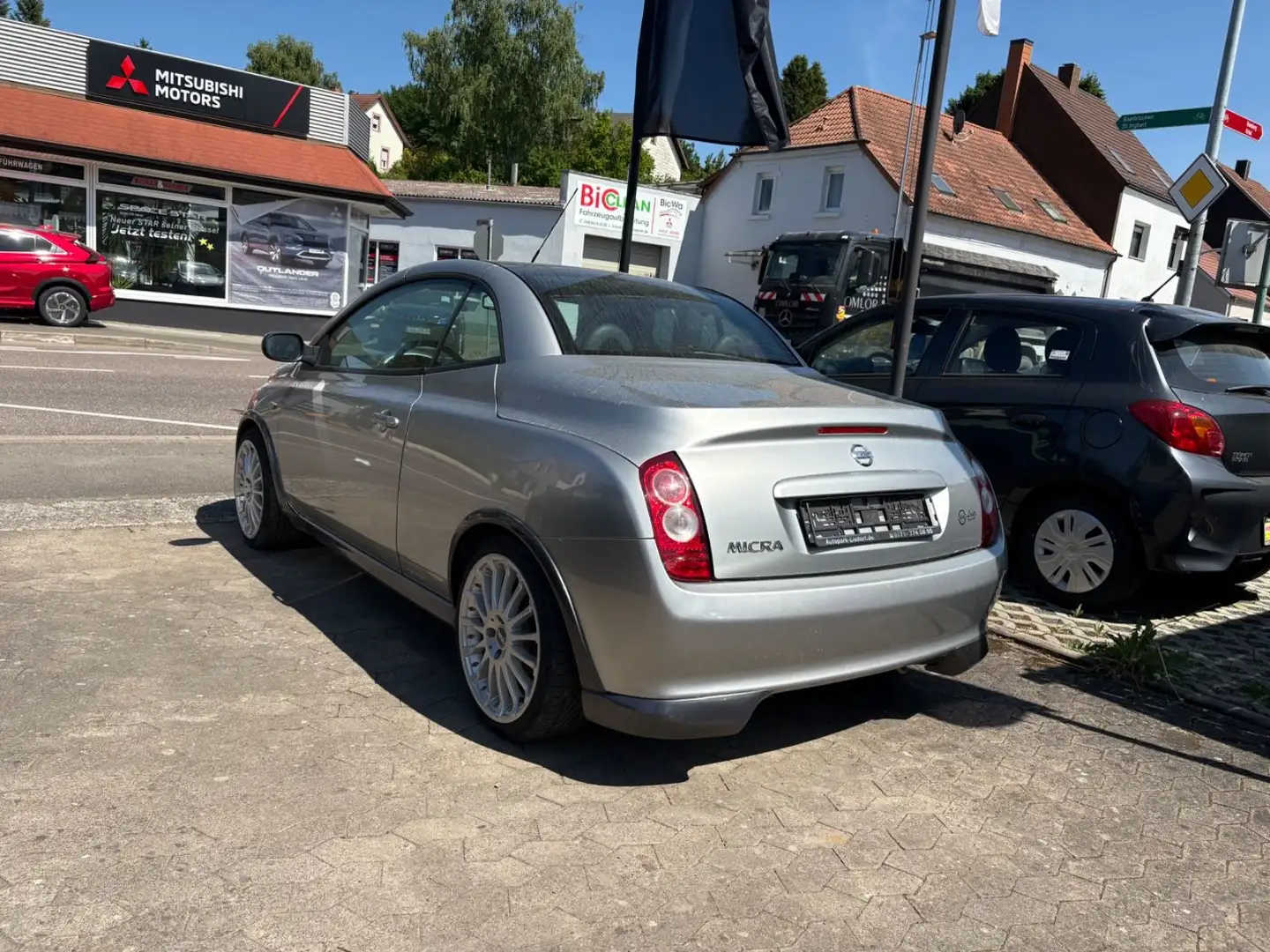Vehicle image, number 3