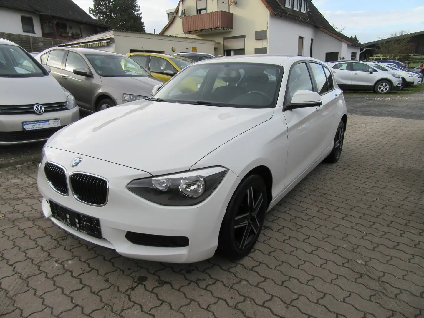 Vehicle image, number 4