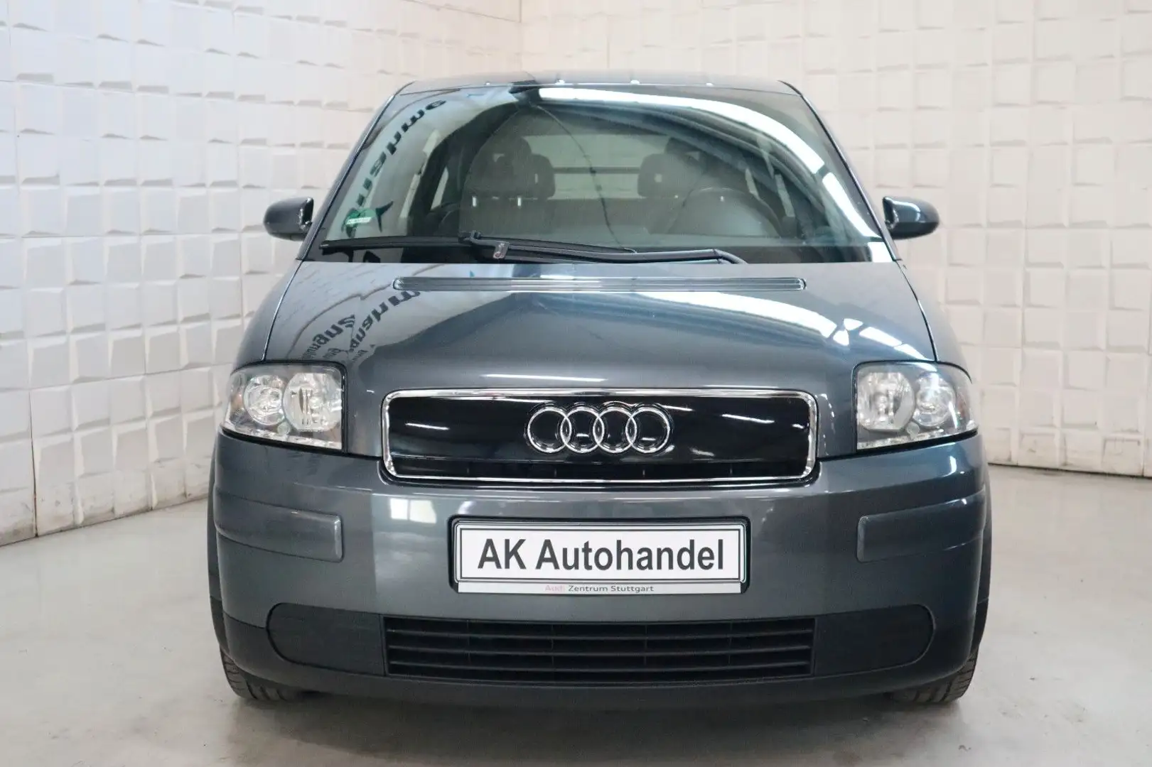 Vehicle image, number 2