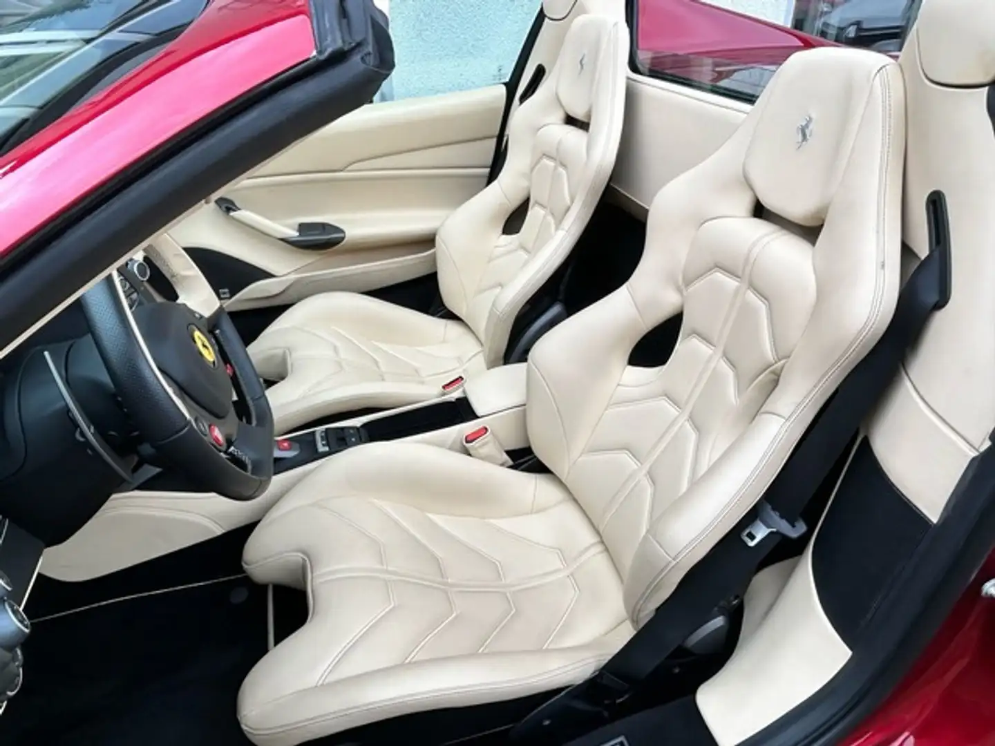 Vehicle image, number 9