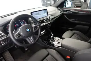 Vehicle image thumbnail, number 8
