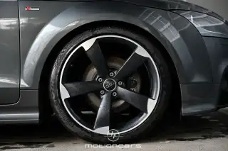Vehicle image thumbnail, number 7