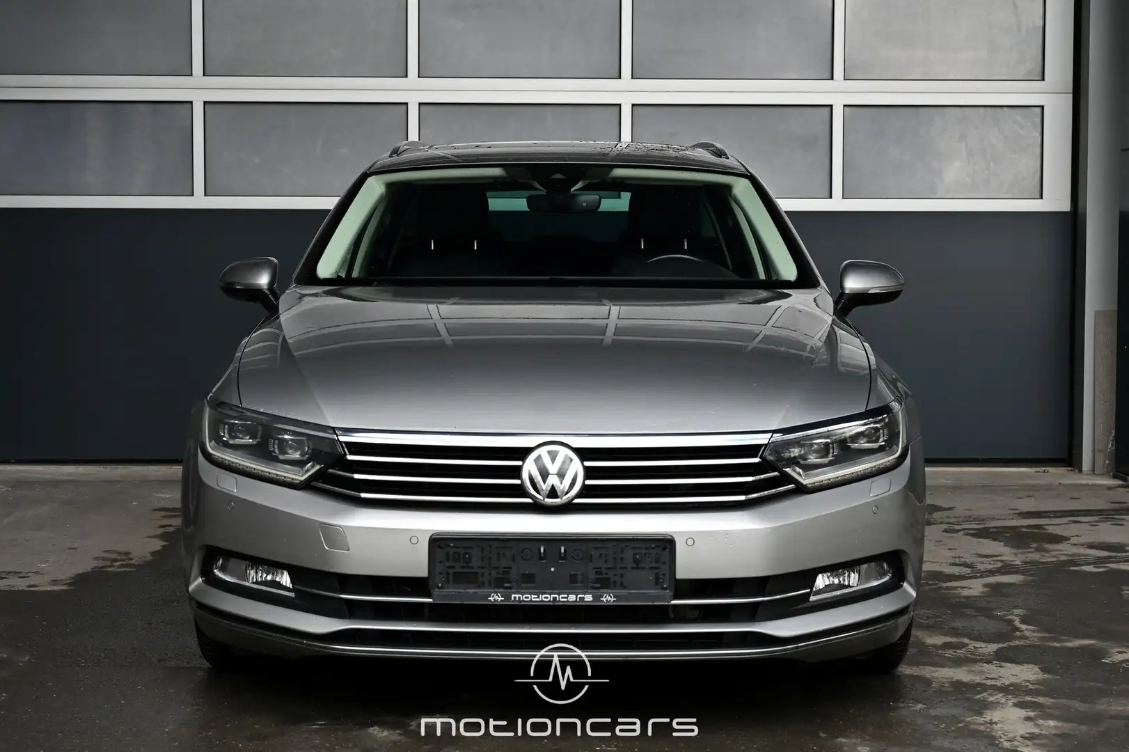 Vehicle image, number 3