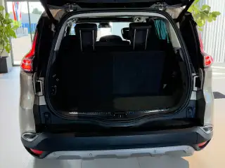 Vehicle image thumbnail, number 6