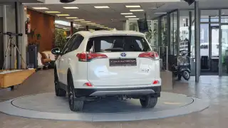 Vehicle image thumbnail, number 12
