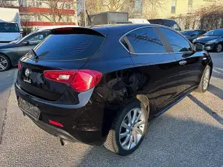 Vehicle image thumbnail, number 6