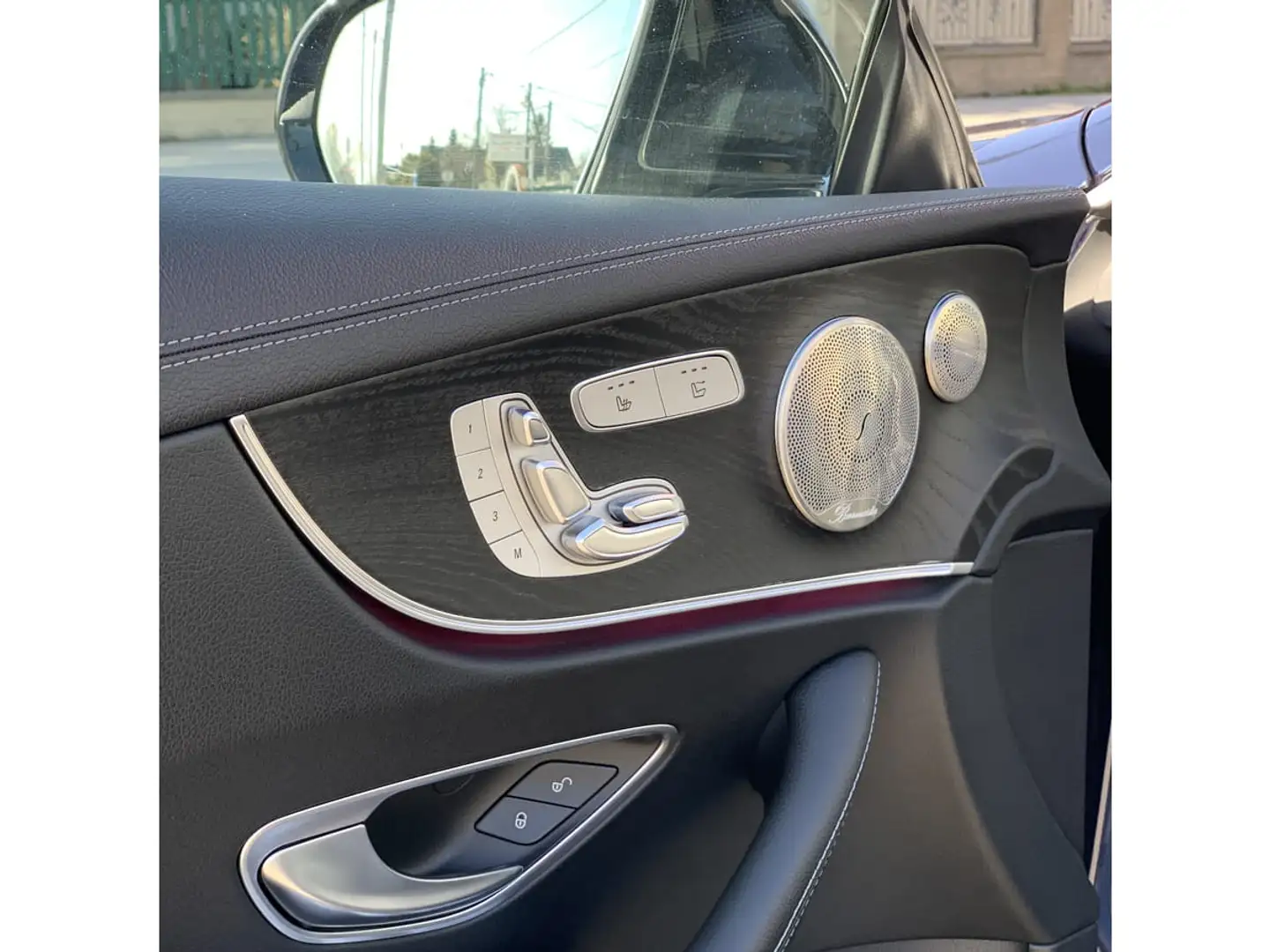 Vehicle image, number 9