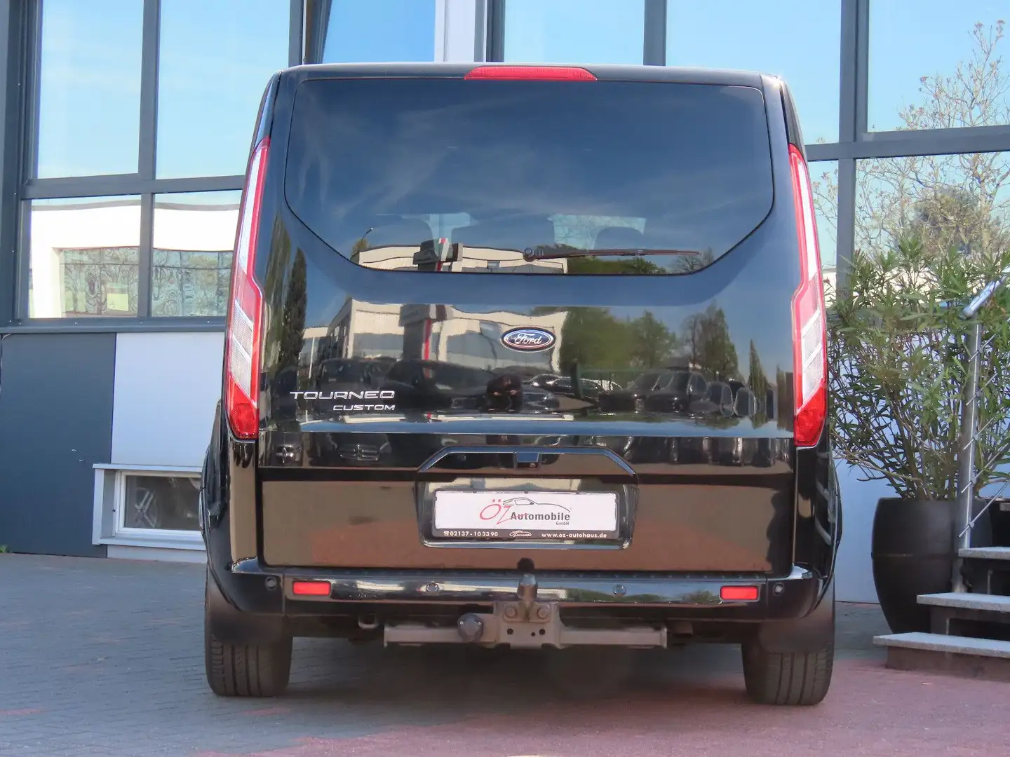 Vehicle image, number 5