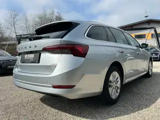 Vehicle image thumbnail, number 13